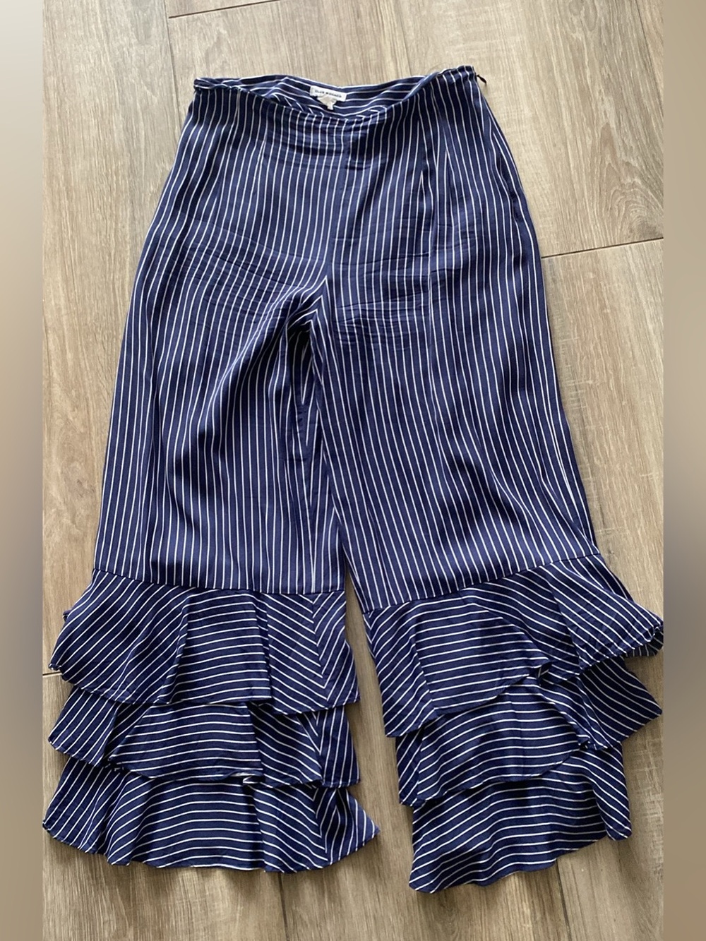Club Monaco Striped Navy Ruffled Wide-Leg Pants VINTAGE